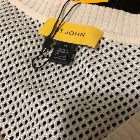 St. John sweater size xl - Picture 4 of 6